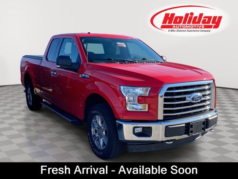 Used 2017 Ford F150 XLT w/ Equipment Group 302A Luxury image 1