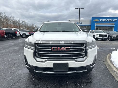 Used 2022 GMC Acadia AT4 w/ Technology Package image 2