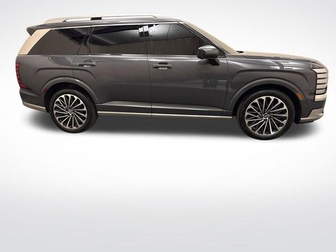 Used 2026 Hyundai Palisade Calligraphy image 4