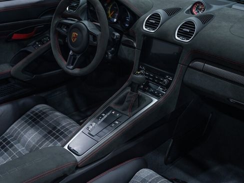 Used 2024 Porsche 718 Boxster Spyder RS RWD image 56