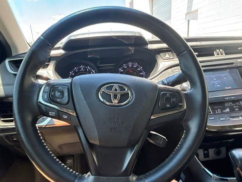 Used 2015 Toyota Avalon XLE FWD image 18