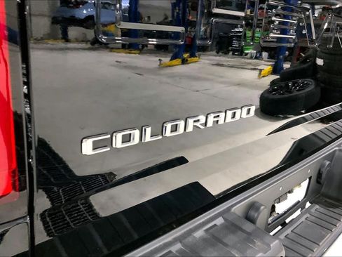 Used 2022 Chevrolet Colorado LT w/ Fleet Safety Package image 30