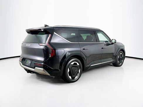 Used 2024 Kia EV9 Land AWD/4WD image 9
