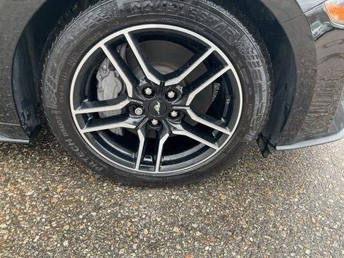 Used 2022 Ford Mustang GT image 10