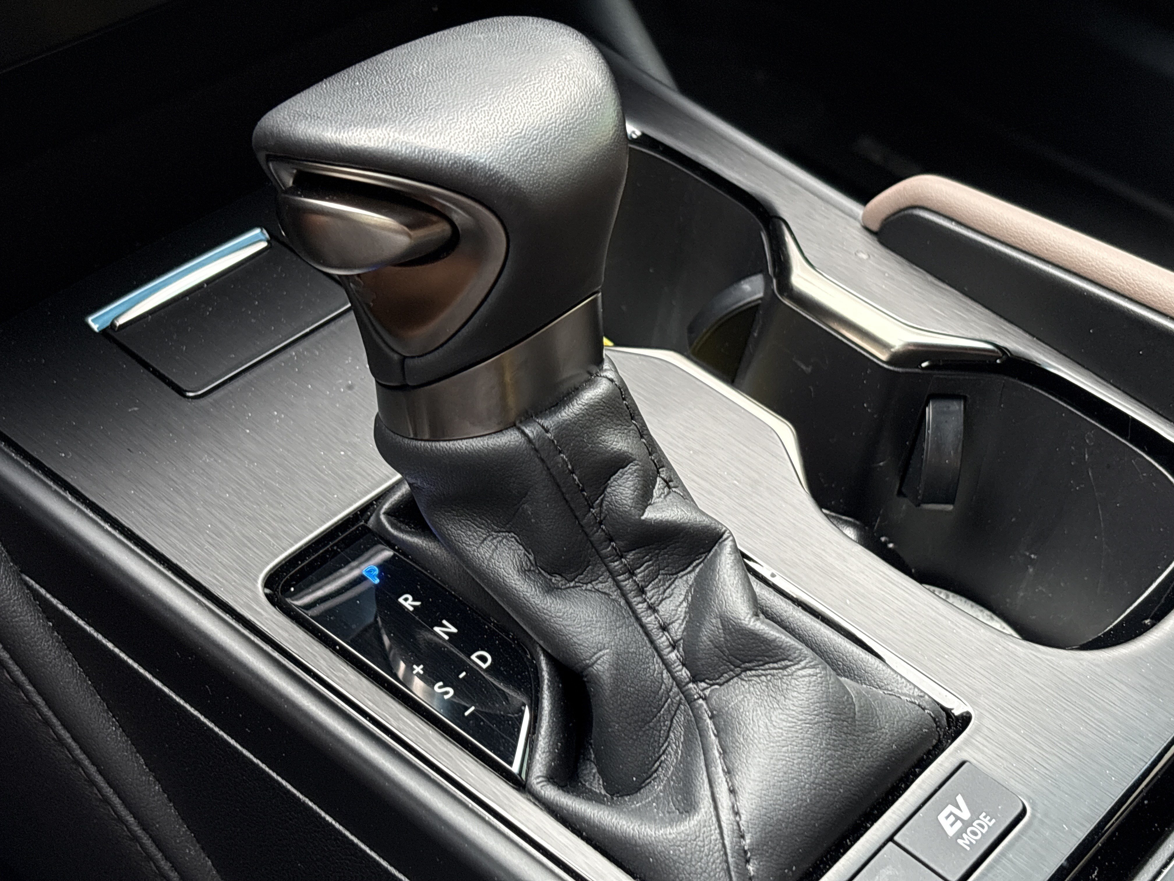 Used 2023 Lexus ES 300h w/ Protection Package (P2) FWD image 26
