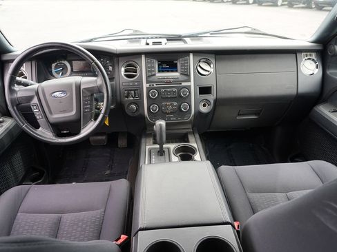Used 2017 Ford Expedition XL w/ Equipment Group 101A AWD/4WD image 25