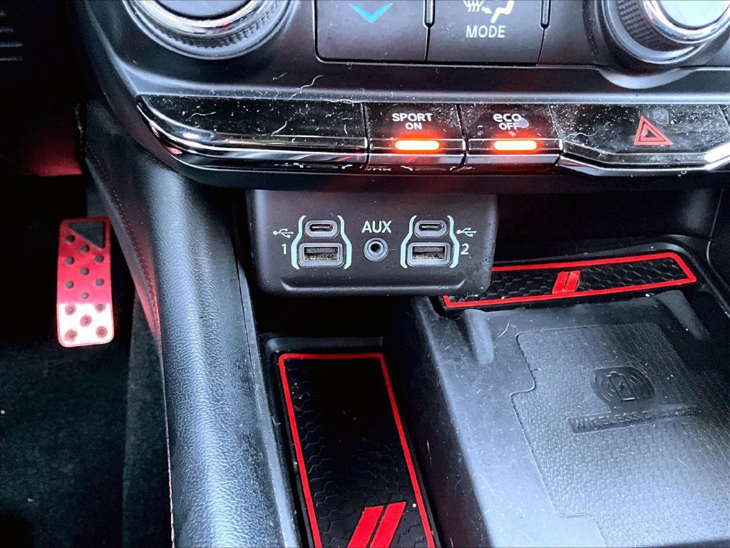 Used 2021 Dodge Durango R/T w/ Blacktop Package AWD/4WD image 20