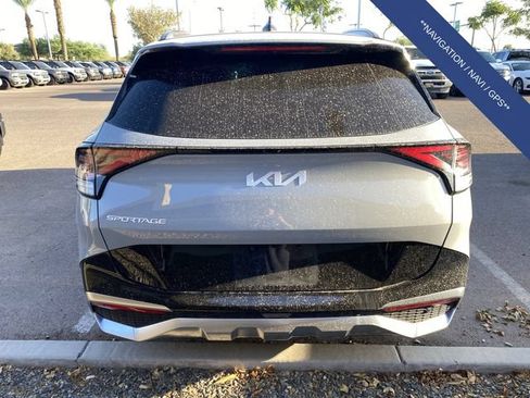 Used 2025 Kia Sportage SX FWD image 3