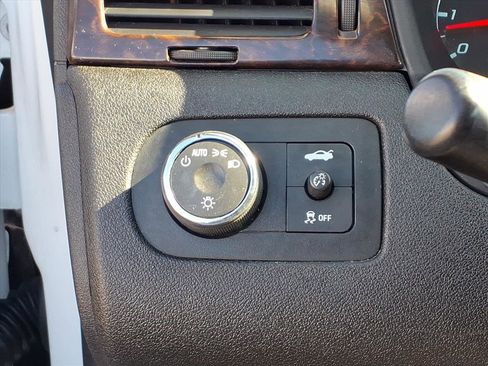 Used 2012 Chevrolet Impala LT w/ LT Sunroof Package image 20