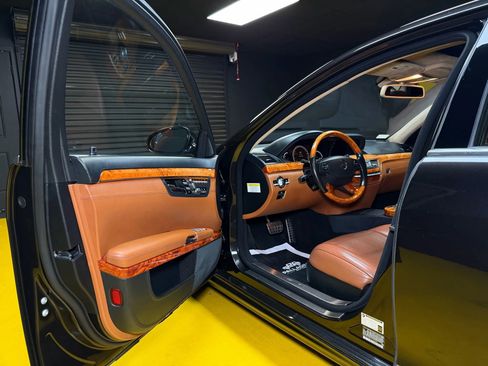 Used 2007 Mercedes-Benz S 65 AMG image 32