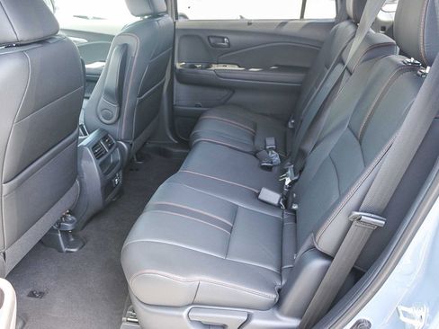 Certified 2023 Honda Passport TrailSport image 19