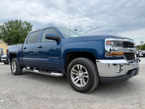 Used 2018 Chevrolet Silverado 1500 LT w/ All Star Edition AWD/4WD image 8