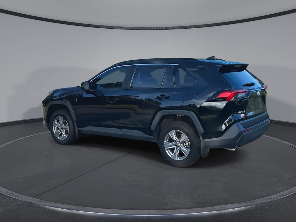 Used 2024 Toyota RAV4 XLE FWD image 6