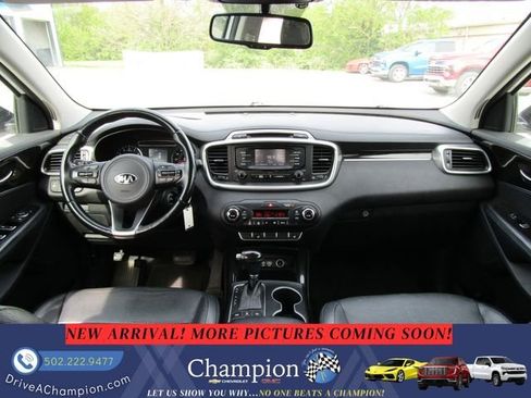 Used 2016 Kia Sorento EX AWD/4WD image 11