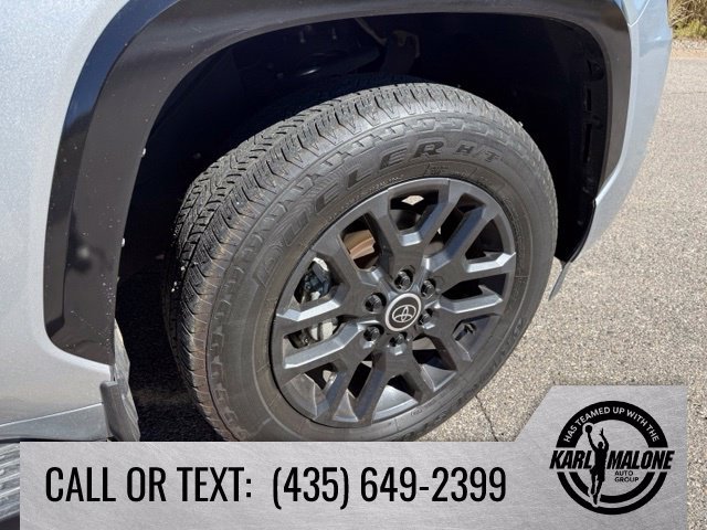 Used 2024 Toyota Sequoia Platinum AWD/4WD image 9