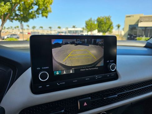 Used 2025 Honda HR-V LX image 35