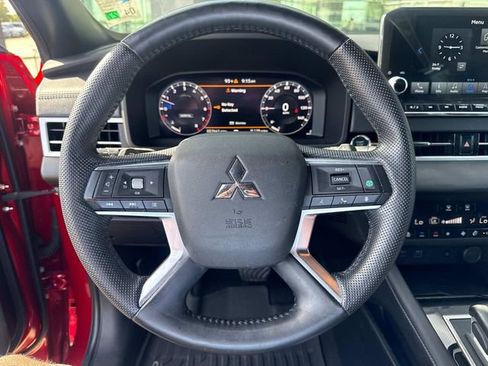 Used 2023 Mitsubishi Outlander SEL FWD image 28