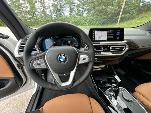 Used 2024 BMW X3 xDrive30i w/ Convenience Package image 37