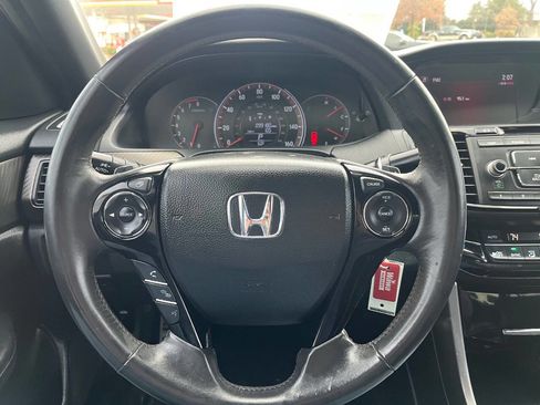 Used 2017 Honda Accord Sport image 25