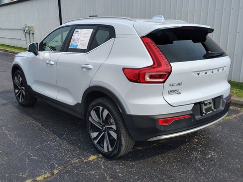 Used 2024 Volvo XC40 B5 Ultimate w/ Protection Package Premier AWD/4WD image 7
