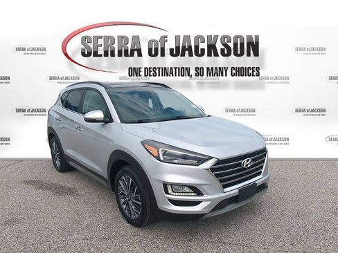 Used 2019 Hyundai Tucson Ultimate w/ Cargo Package FWD image 2