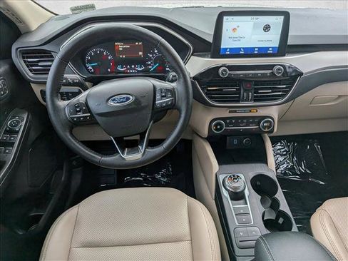 Used 2020 Ford Escape SEL image 15