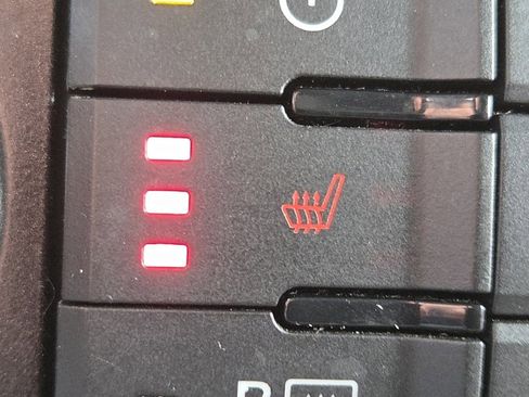 Used 2020 Ford F150 XLT w/ Equipment Group 302A Luxury image 17