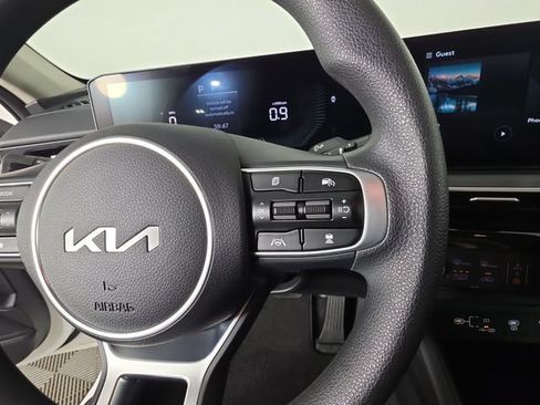 Used 2026 Kia K5 LXS FWD image 29