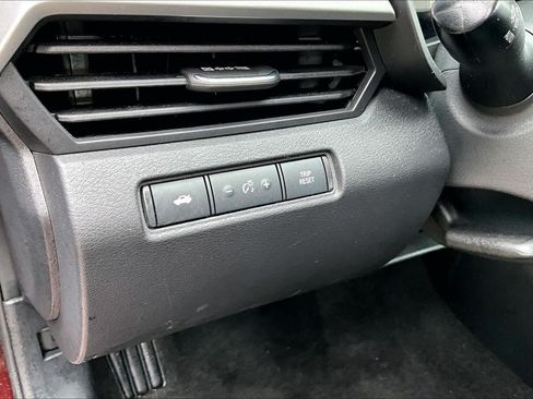Certified 2025 Nissan Altima 2.5 SV FWD image 35