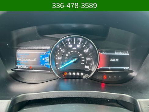 Used 2017 Ford Explorer XLT w/ Equipment Group 202A AWD/4WD image 15