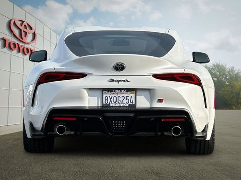 Certified 2021 Toyota Supra w/ Safety & Technology Package image 4