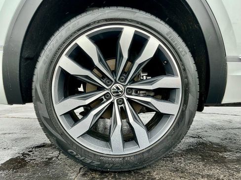 Used 2022 Volkswagen Atlas SEL Premium AWD/4WD image 22