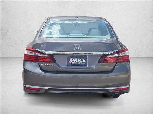 Used 2016 Honda Accord EX image 7