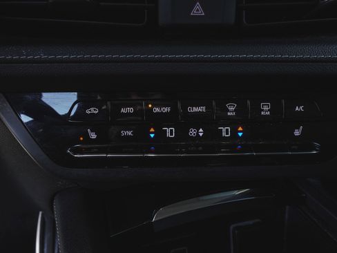 Used 2023 Buick Envision Preferred w/ Sport Touring Package image 20