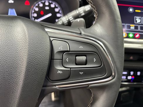 Used 2023 Buick Envision Essence w/ Sport Touring Package AWD/4WD image 16
