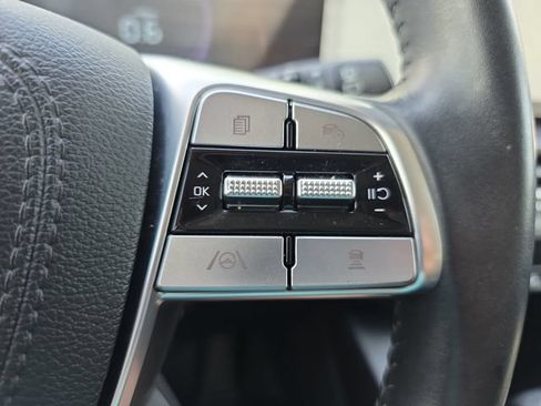 Used 2024 Kia Telluride LX FWD image 21