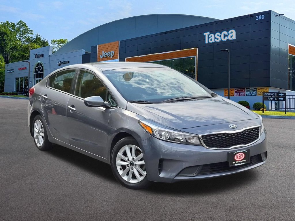 Used 2017 Kia Forte S FWD image 1