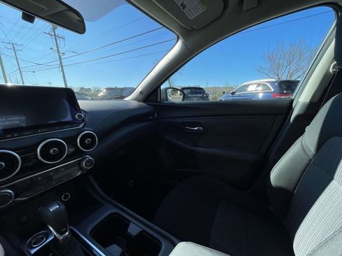 Used 2024 Nissan Sentra SV image 30