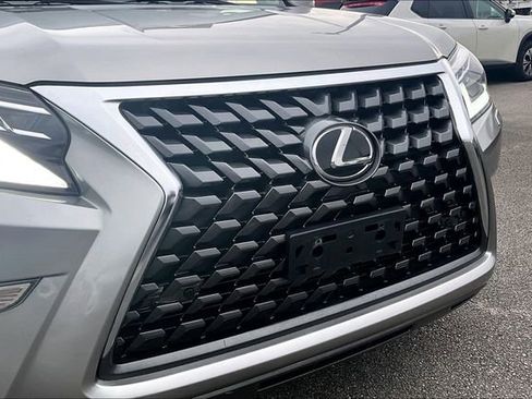 Used 2022 Lexus GX 460 Premium w/ Premium Plus Package image 34