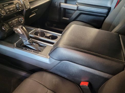 Used 2020 Ford F150 XLT w/ Equipment Group 302A Luxury AWD/4WD image 26