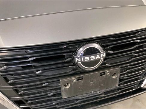 Used 2025 Nissan Altima 2.5 SV image 28