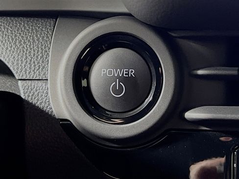 Used 2026 Toyota Crown Limited image 23