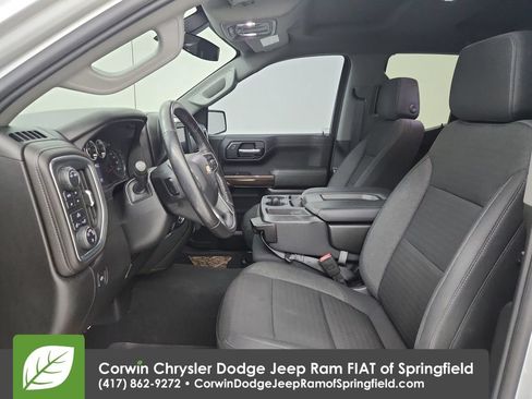 Used 2020 Chevrolet Silverado 1500 LT w/ Texas Edition AWD/4WD image 18