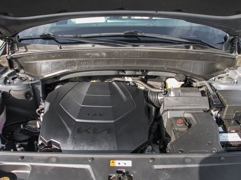 Used 2023 Kia Telluride SX image 12