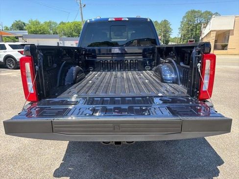 New 2025 Ford F250 XLT w/ FX4 Off-Road Package AWD/4WD image 13