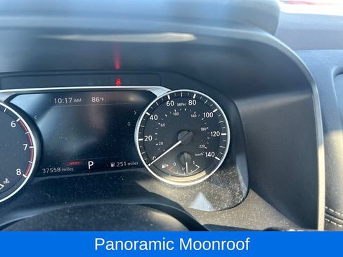 Used 2023 Nissan Rogue SV w/ SV Premium B Package FWD image 6