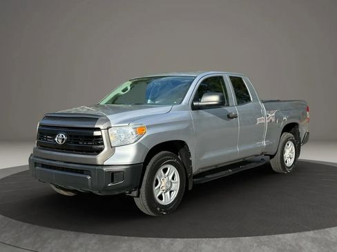 Used 2014 Toyota Tundra SR image 1
