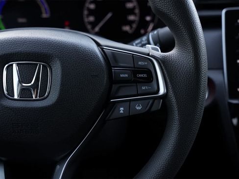 Used 2019 Honda Insight EX image 11