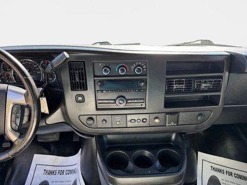 Used 2018 Chevrolet Express 3500 w/ Power Convenience Package image 11