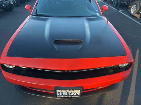 Used 2022 Dodge Challenger R/T w/ Blacktop Package image 11